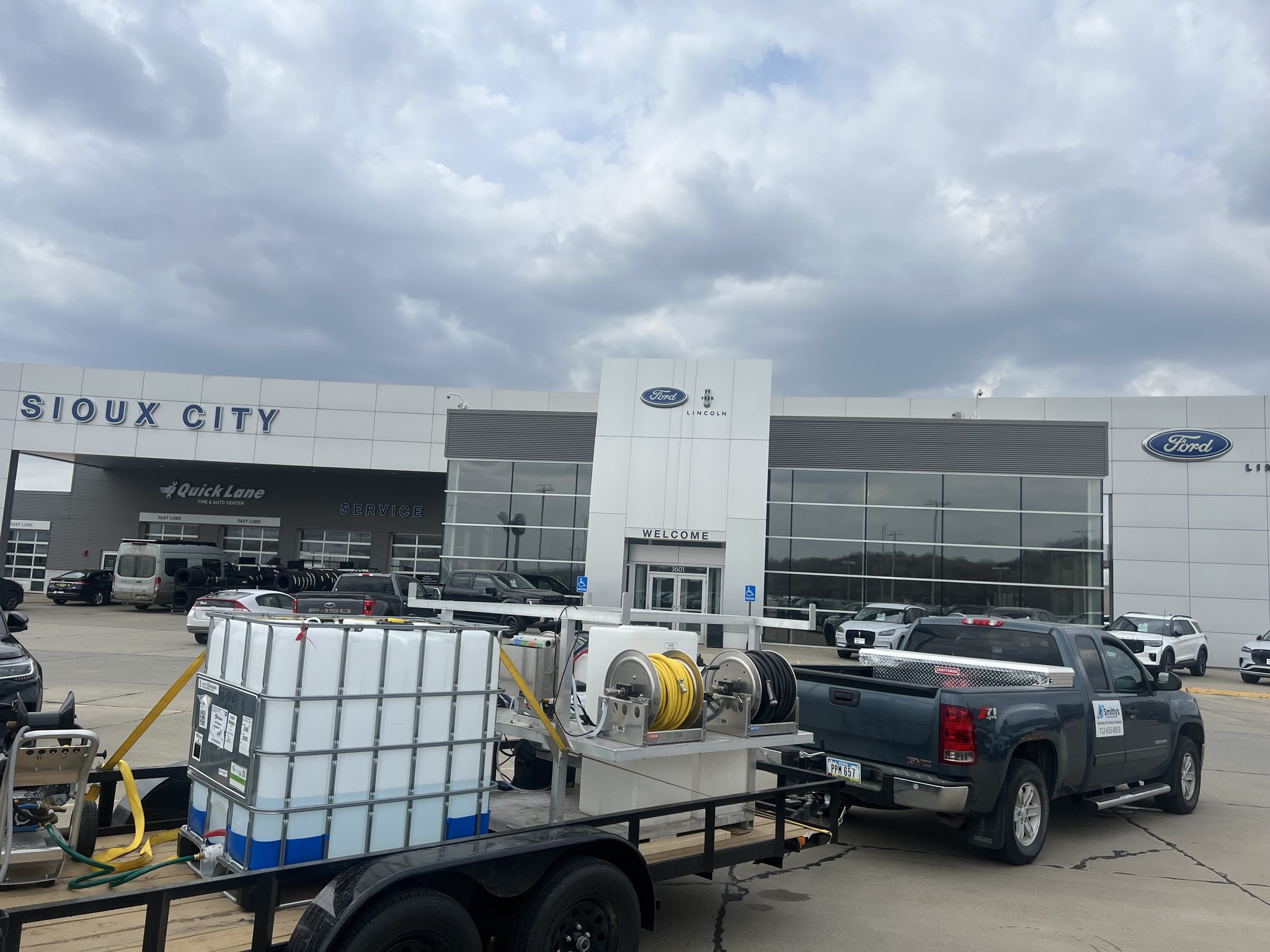 Commercial Pressure Washing Services Sioux City IA